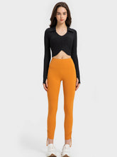 Load image into Gallery viewer, Crop Top Bra (NPMAW025)